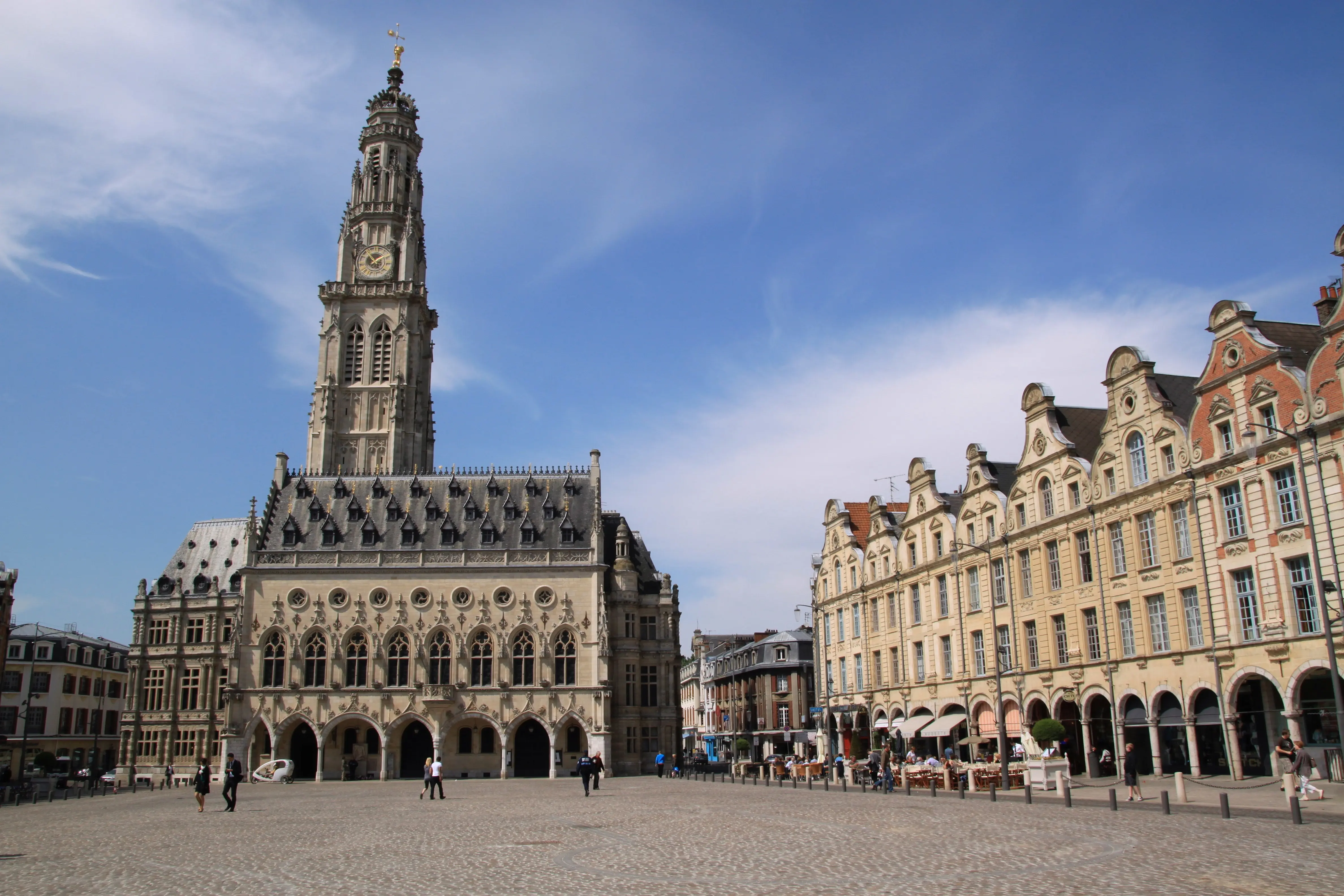 Arras — Place des Héros